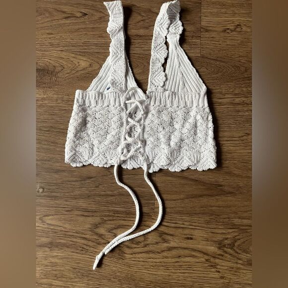 Crochet cropped tank top with tie up back size s - Picture 3 of 5